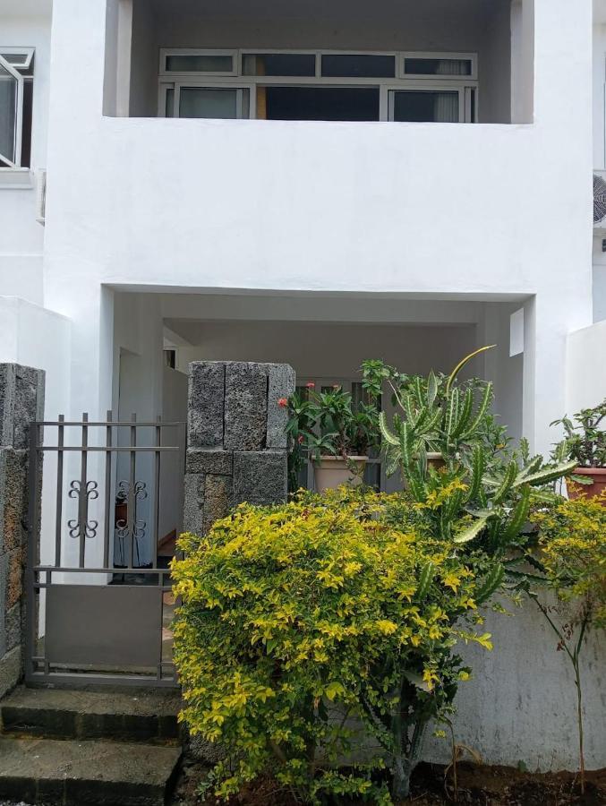 Chetty Tourist Residence Pereybere Beach Esterno foto
